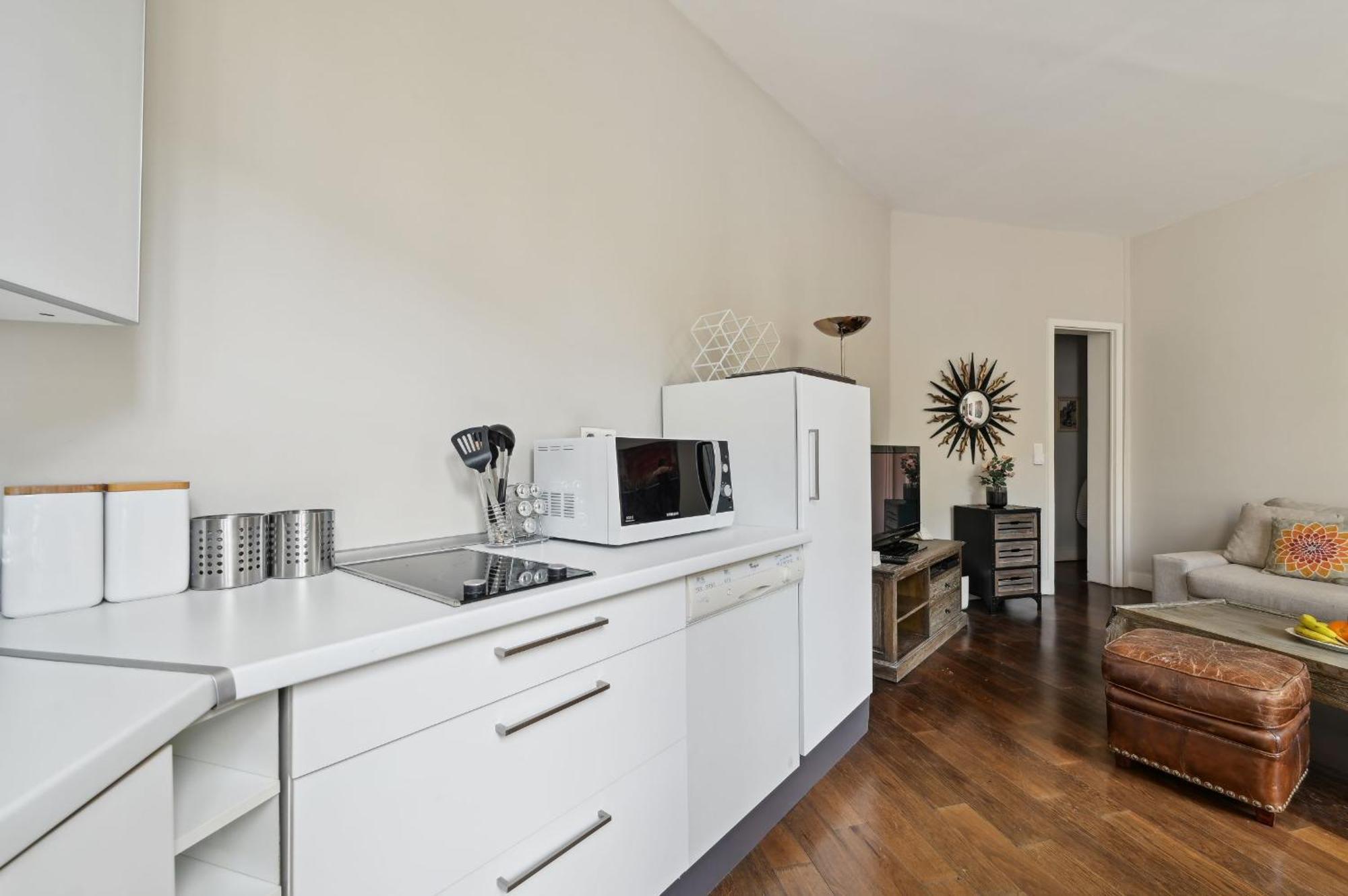 Champs-elysees & Arc De Triomphe - Cityapartmentstay * Parijs
