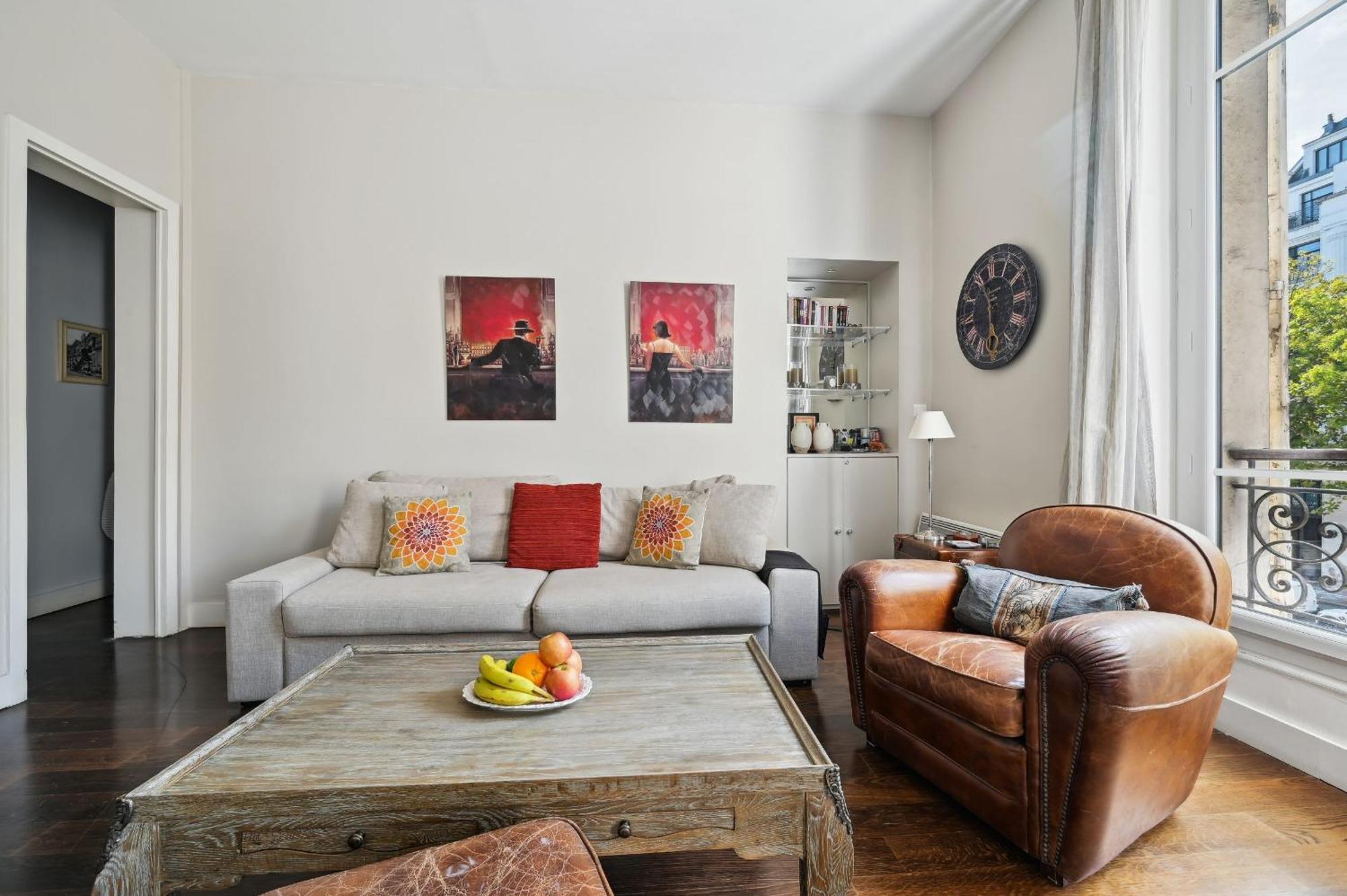 Champs-elysees & Arc De Triomphe - Cityapartmentstay Parijs
